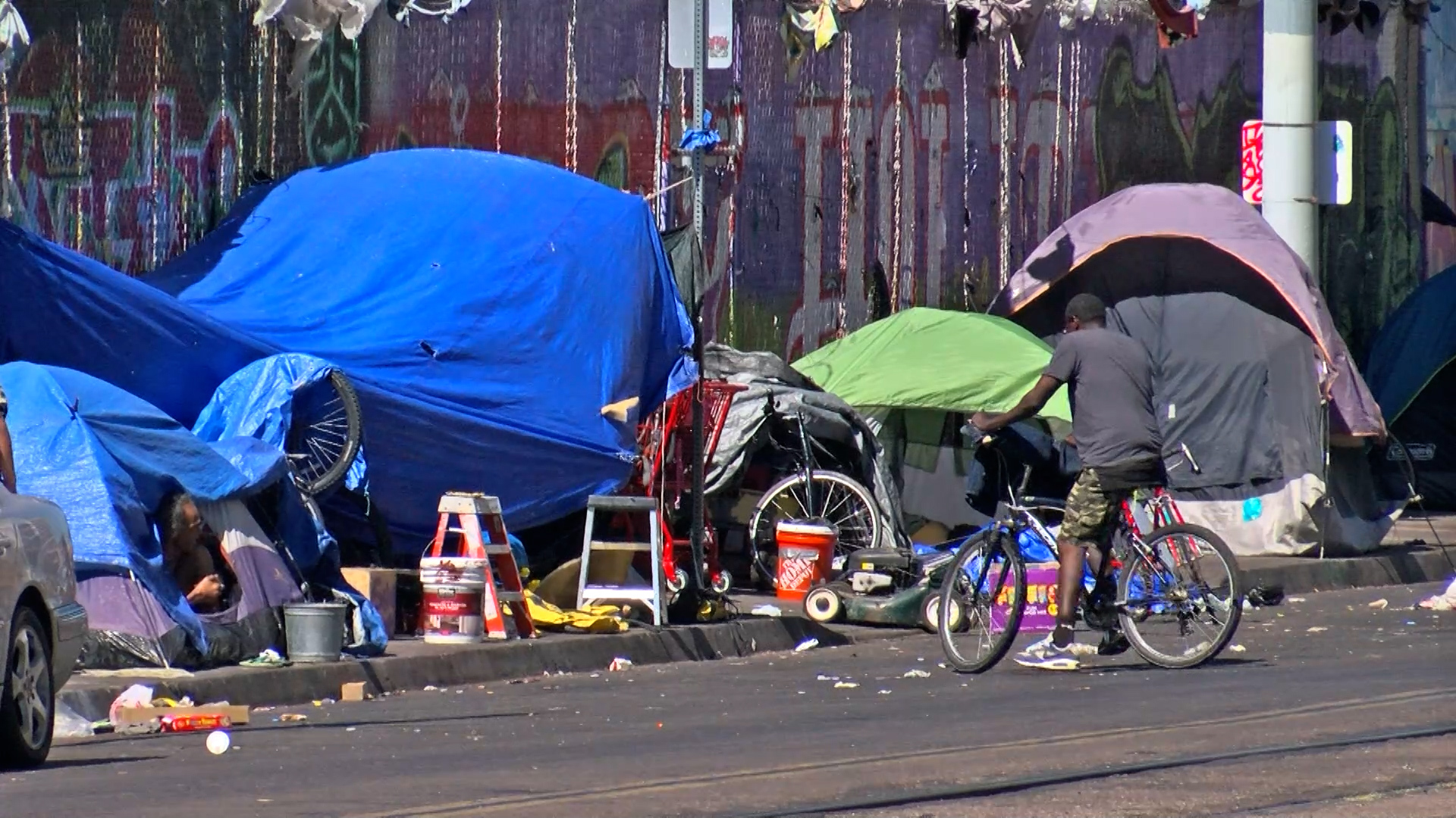 Ex-San Diego mayor, police chief call for more action on homelessness - Vimarsana News
