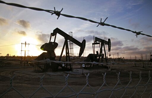 Climate bill's unlikely beneficiary: US oil and gas industry - Vimarsana News